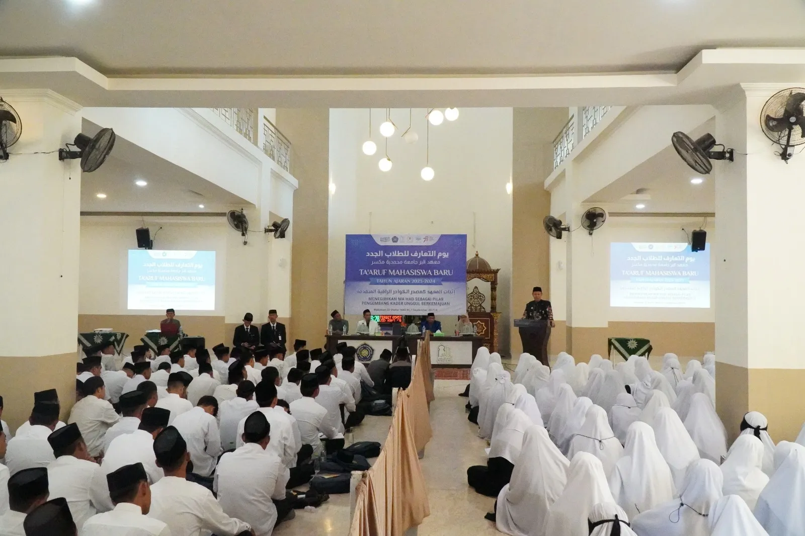 Buka Ta'aruf Mahasiswa Baru Ma'had Al-Birr, Rektor Unismuh Berikan Motivasi Pentingnya Kesungguhan Belajar