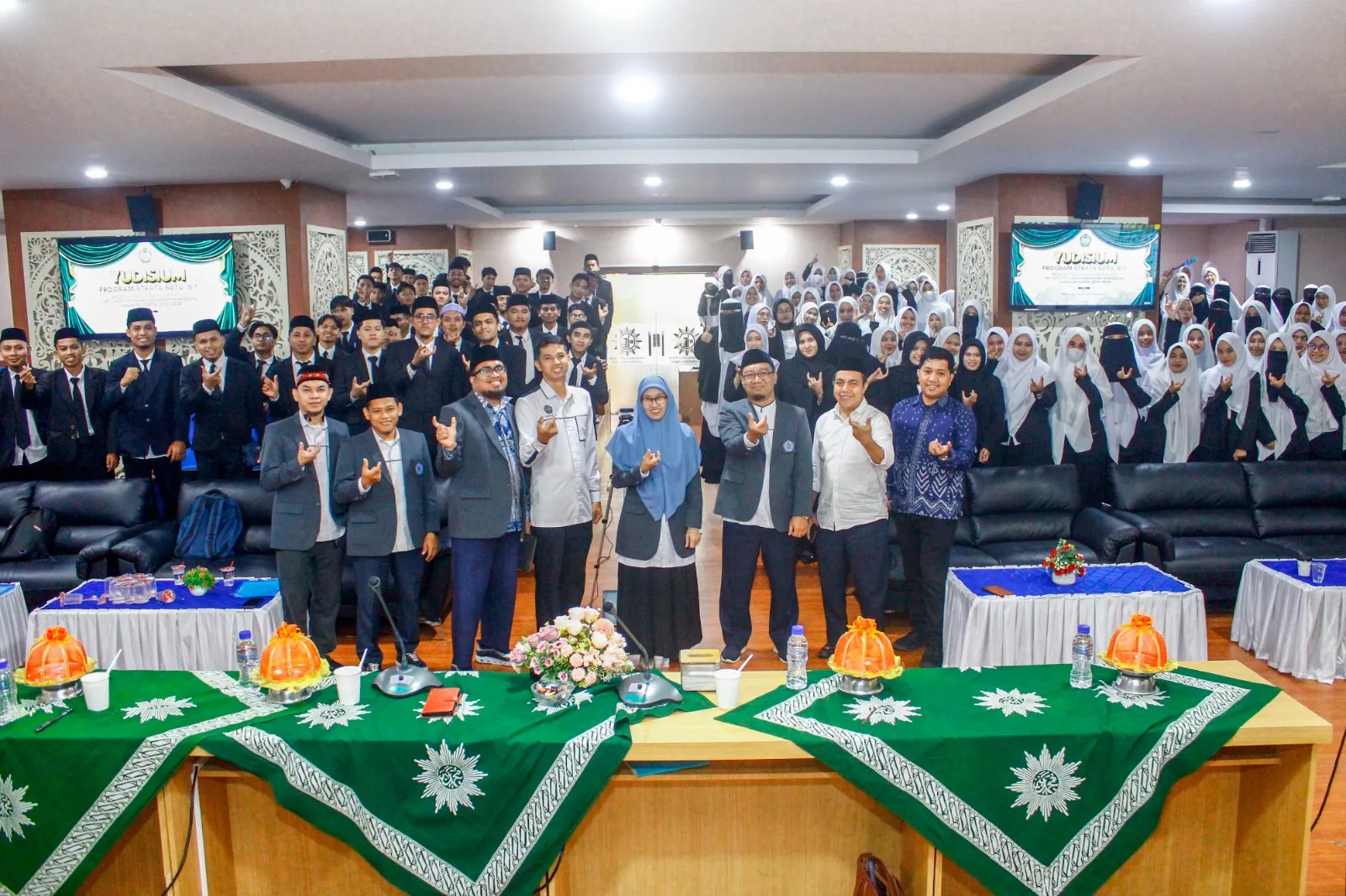 FAI Unismuh Makassar Yudisium 280 Mahasiswa, Tekankan Spirit Keilmuan dan Pengabdian