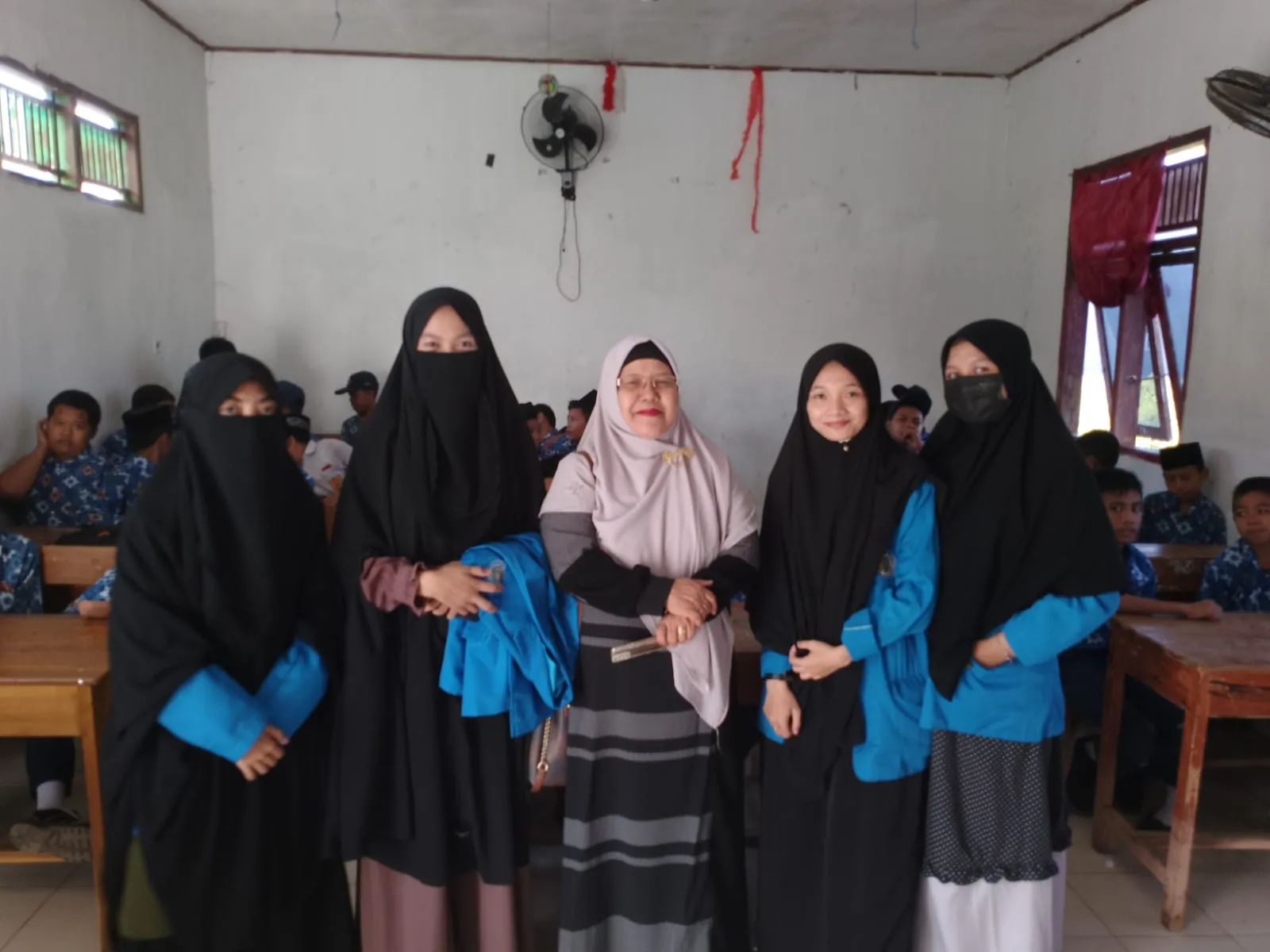 Mahasiswi Unismuh Gelar Sosialisasi Bahaya Pergaulan Bebas untuk Cegah Dampak Negatif pada Remaja
